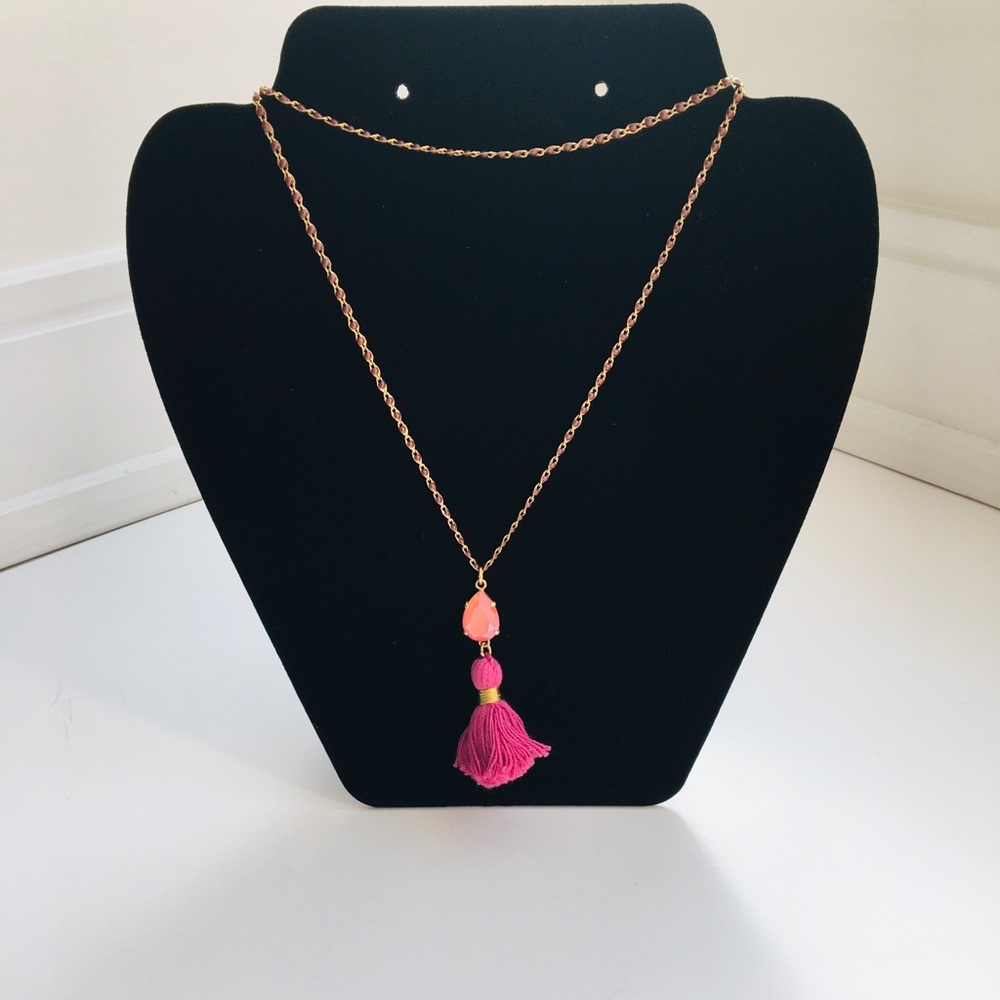 NIQUEA.D Pink teardrop beaded necklace - NWT